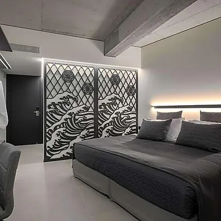Готель Essence Downtown - Adults Only