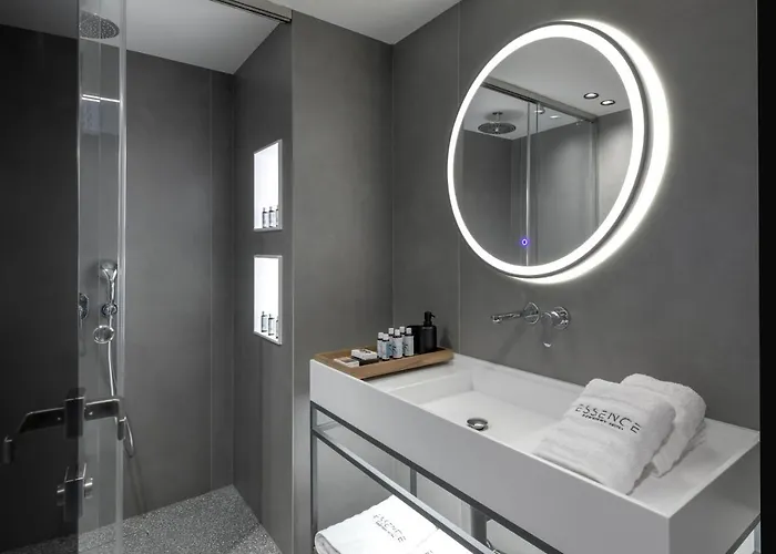 Essence Downtown - Adults Only