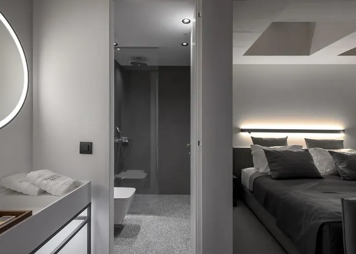 فندق Essence Downtown - Adults Only Rhodes City