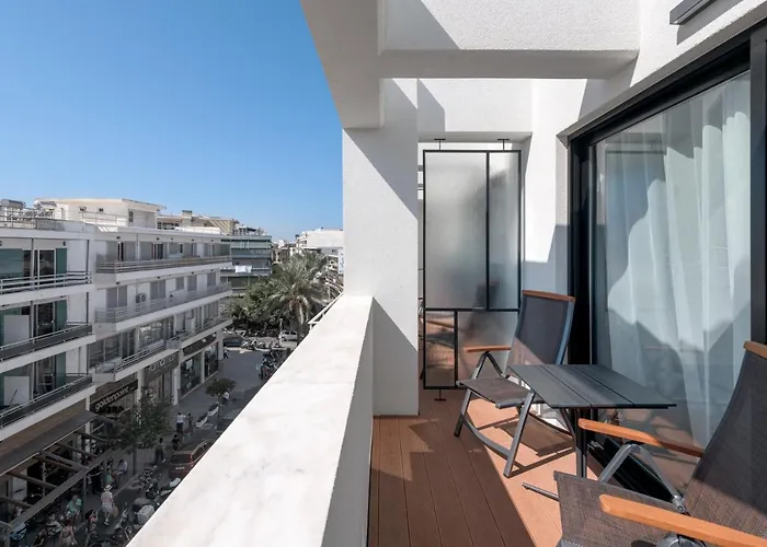 Essence Downtown - Adults Only فندق